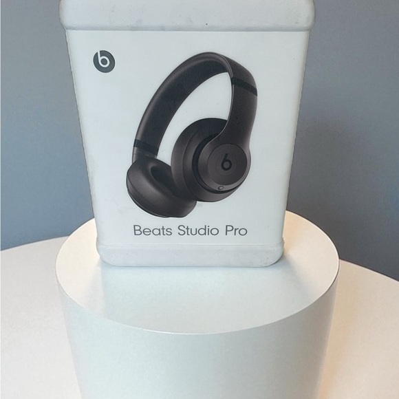 NIB Beats Studio Pro Headphones Deep Brown Beats headphones - Picture 1 of 5